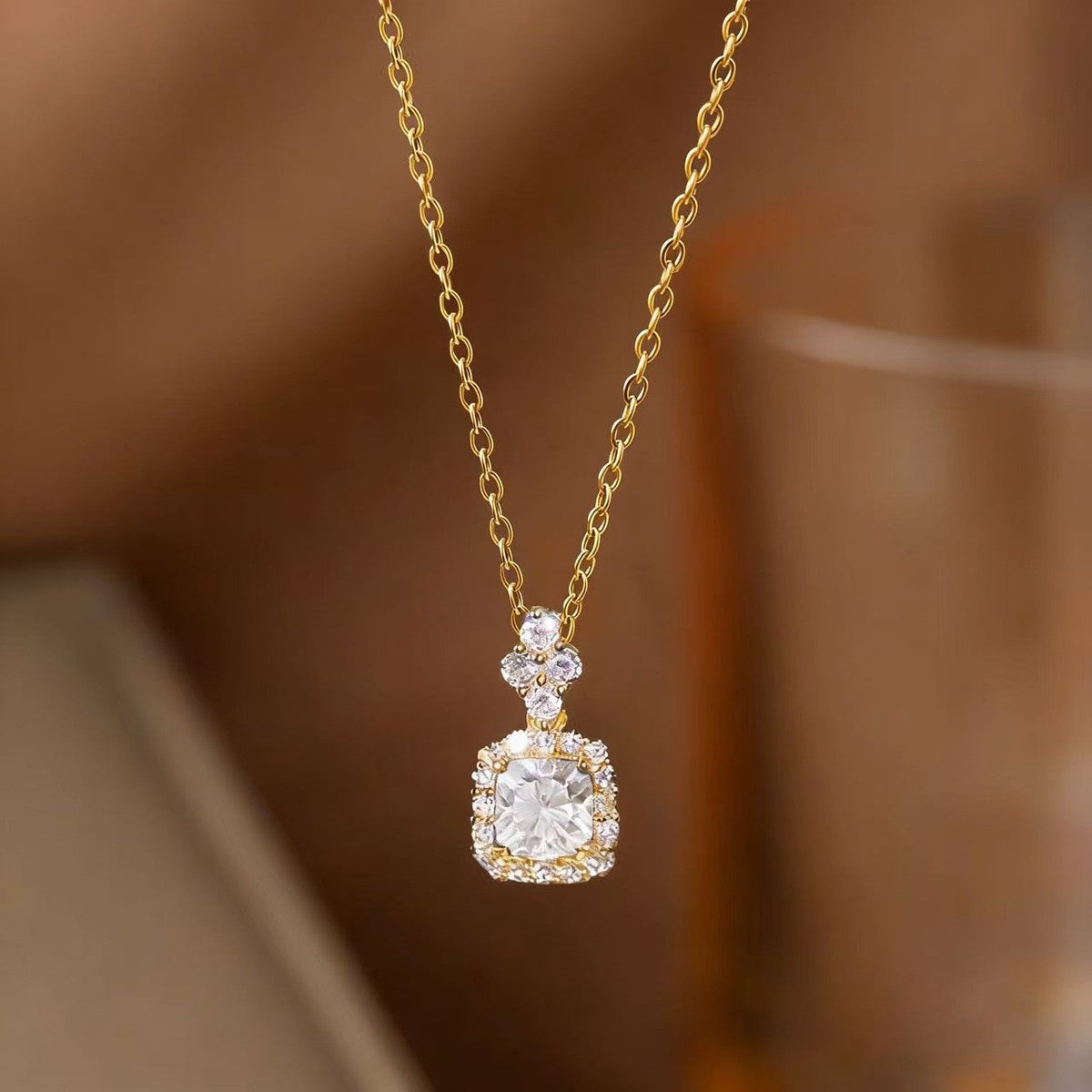 Steel Female Micro Inlaid Pink Diamond Necklace