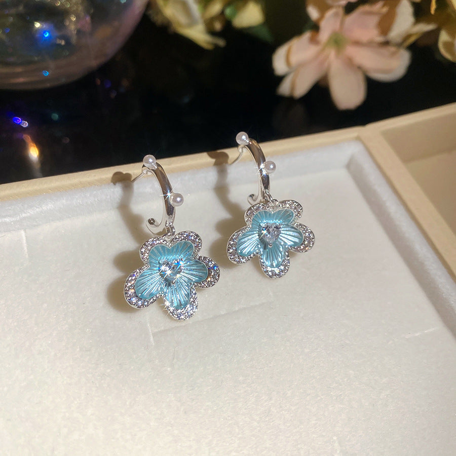 Jardin Monet Blue Glaze Flowers Pipa Pearl Chinese Retro Light Stud Earrings