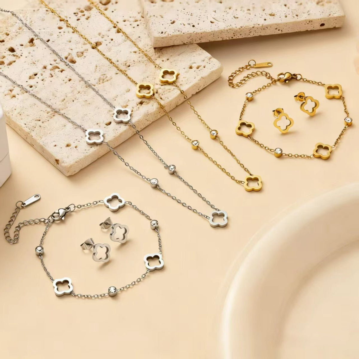 Stainless Steel Clover Flower Hollow Ear Gold Light Necklaces