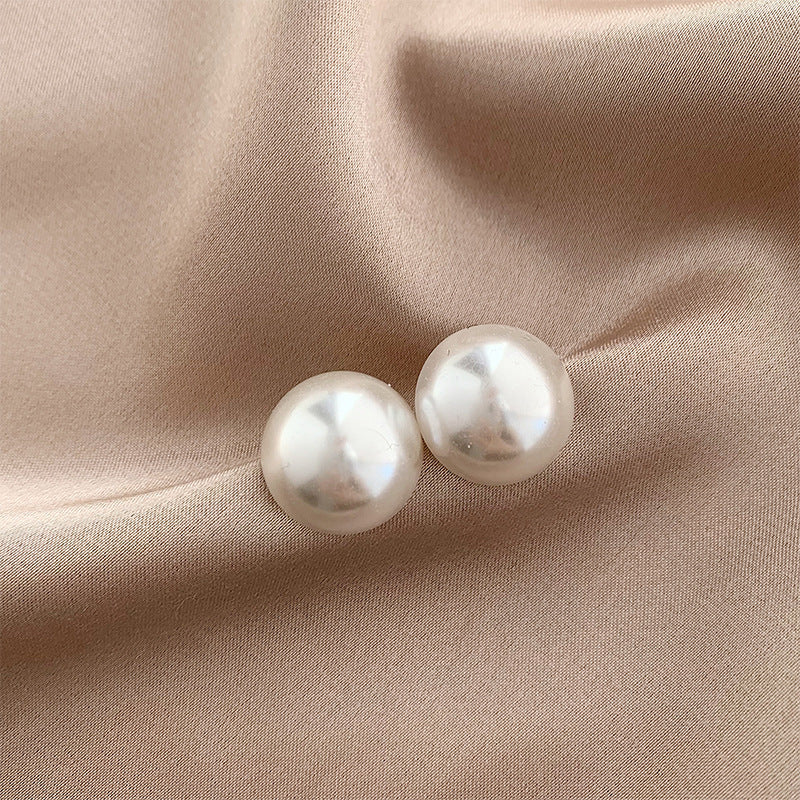 Women's Semicircle Pearl Light Luxury High-grade Niche Design Earrings
