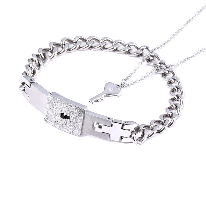 Women's & Men's Valentine's Day Gift Titanium Steel Couple Lock Heart Key Bracelet