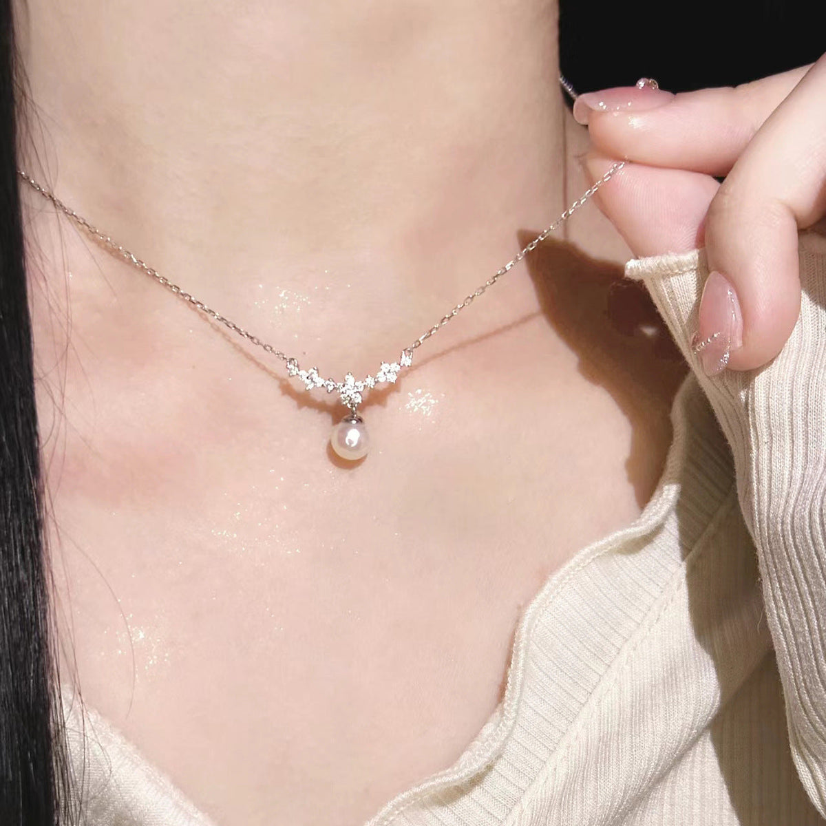 Women's French Cherry Blossom Pearl Zircon Style Exquisite Light Necklace