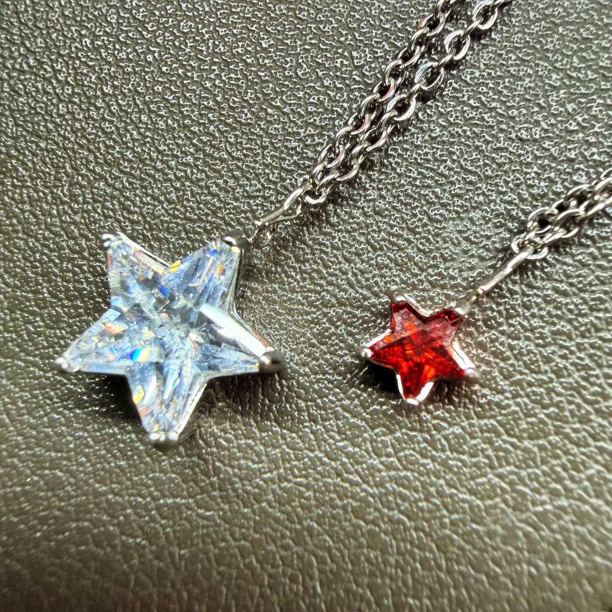 Stainless Steel Gold-plated Zircon Five-pointed Star Hook Fashion Pendant
