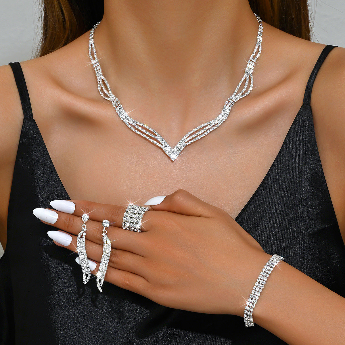Bridal Three-piece Diamond Claw Chain Supply Jewelry Set