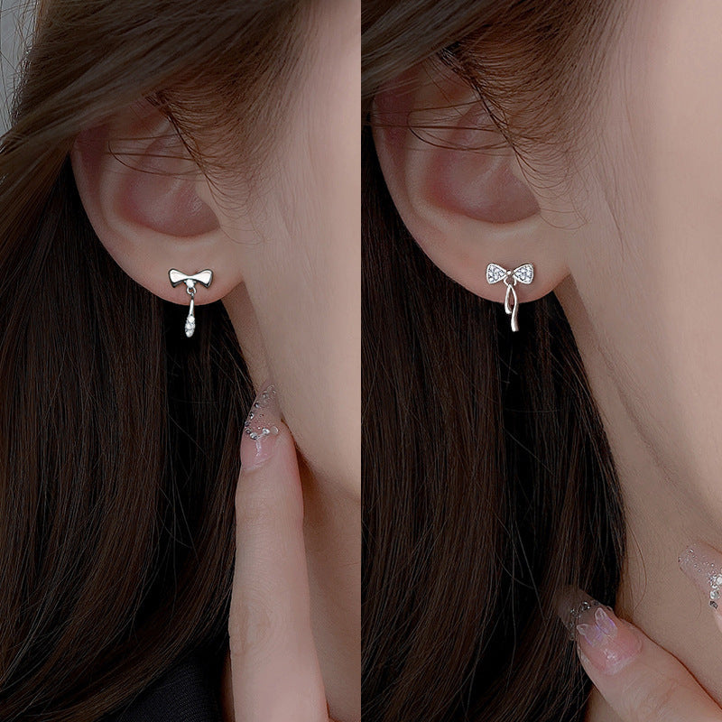 Exquisite Sweet Cool Style Girlish Asymmetric Zircon Stud Earrings