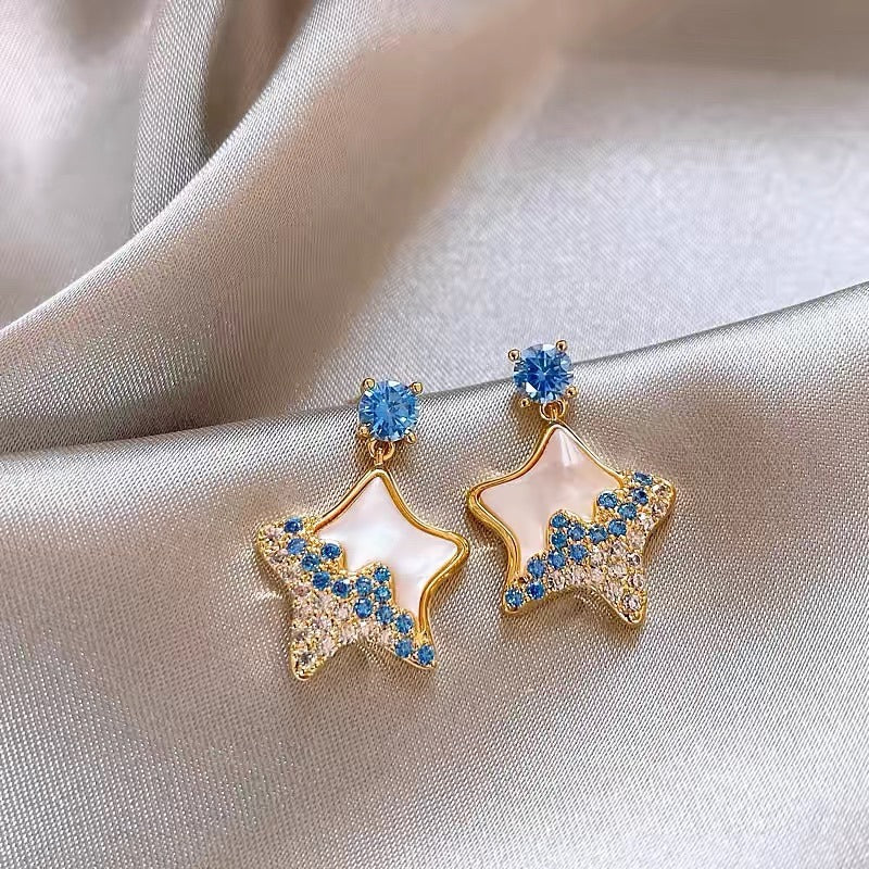 Jardin Monet Blue Glaze Flowers Pipa Pearl Chinese Retro Light Stud Earrings