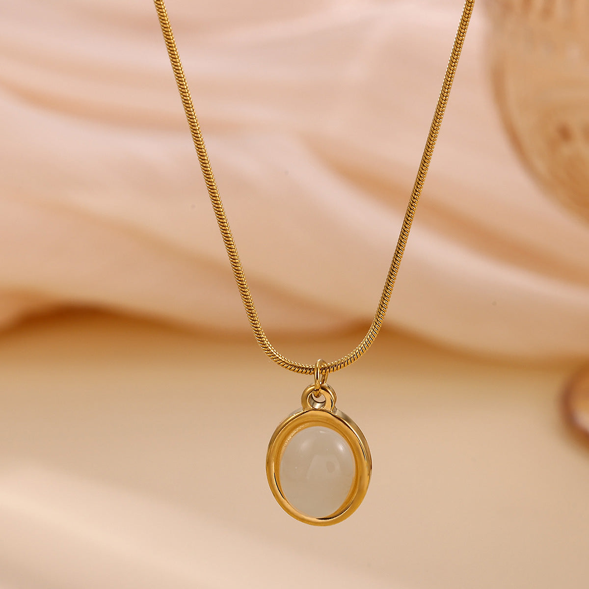 Unique Round Stone Niche Trendy Clavicle Chain Daily Necklace