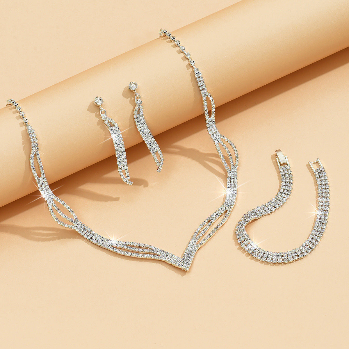 Bridal Three-piece Diamond Claw Chain Supply Jewelry Set