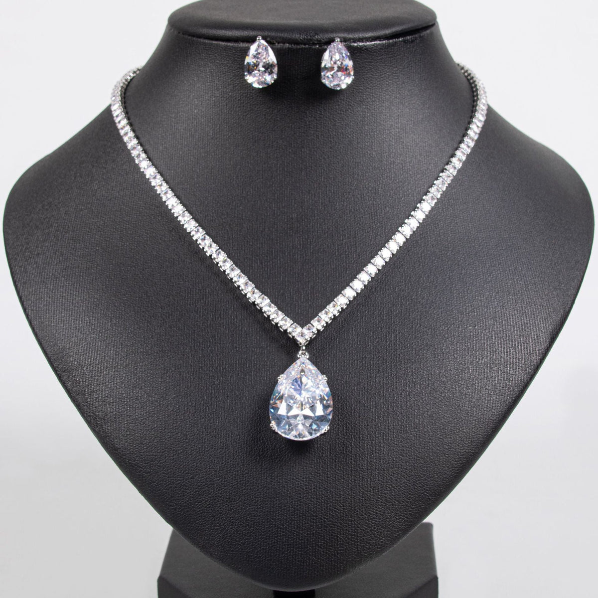 Style Love Heart Suite Water Drops Jewelry Set
