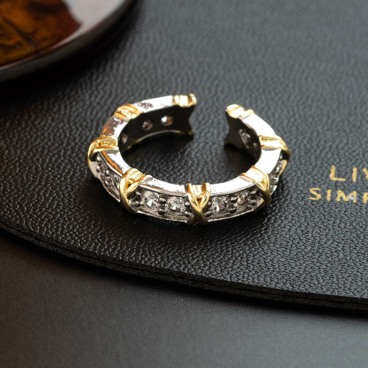 Zircon Graceful Personality Lucky Hand Female Rings