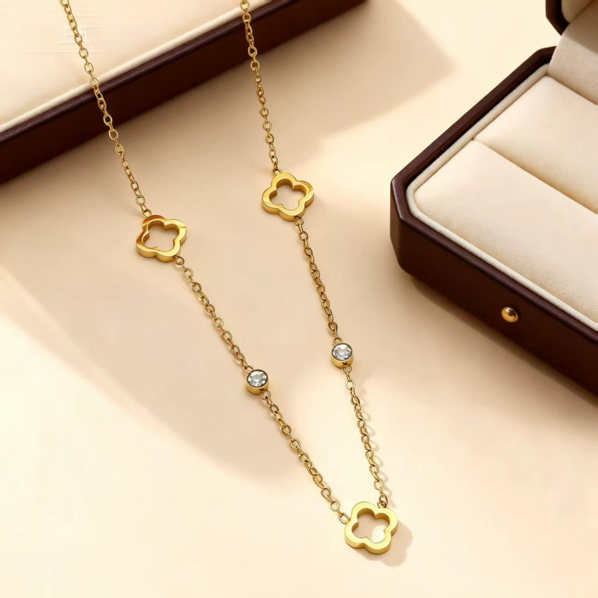 Stainless Steel Clover Flower Hollow Ear Gold Light Necklaces
