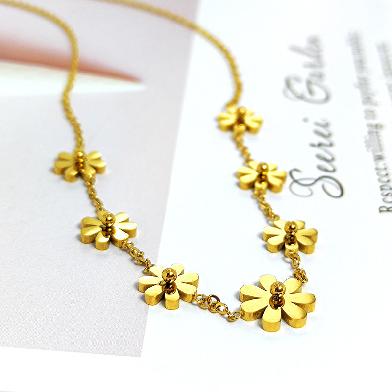 Gold Little Daisy Female Niche Design Advanced Fresh Sunflower Clavicle Jewelry Set