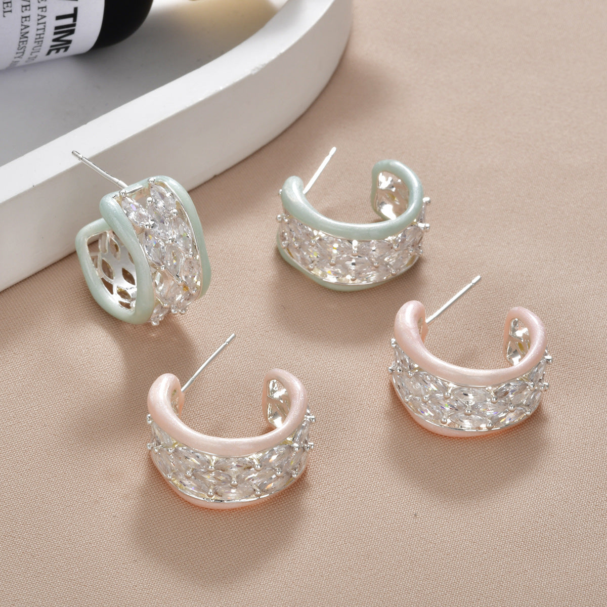 Women's Zirconium Dripping Oil Ear Clip Fashion Temperamental Minority High Sense Stud Earrings