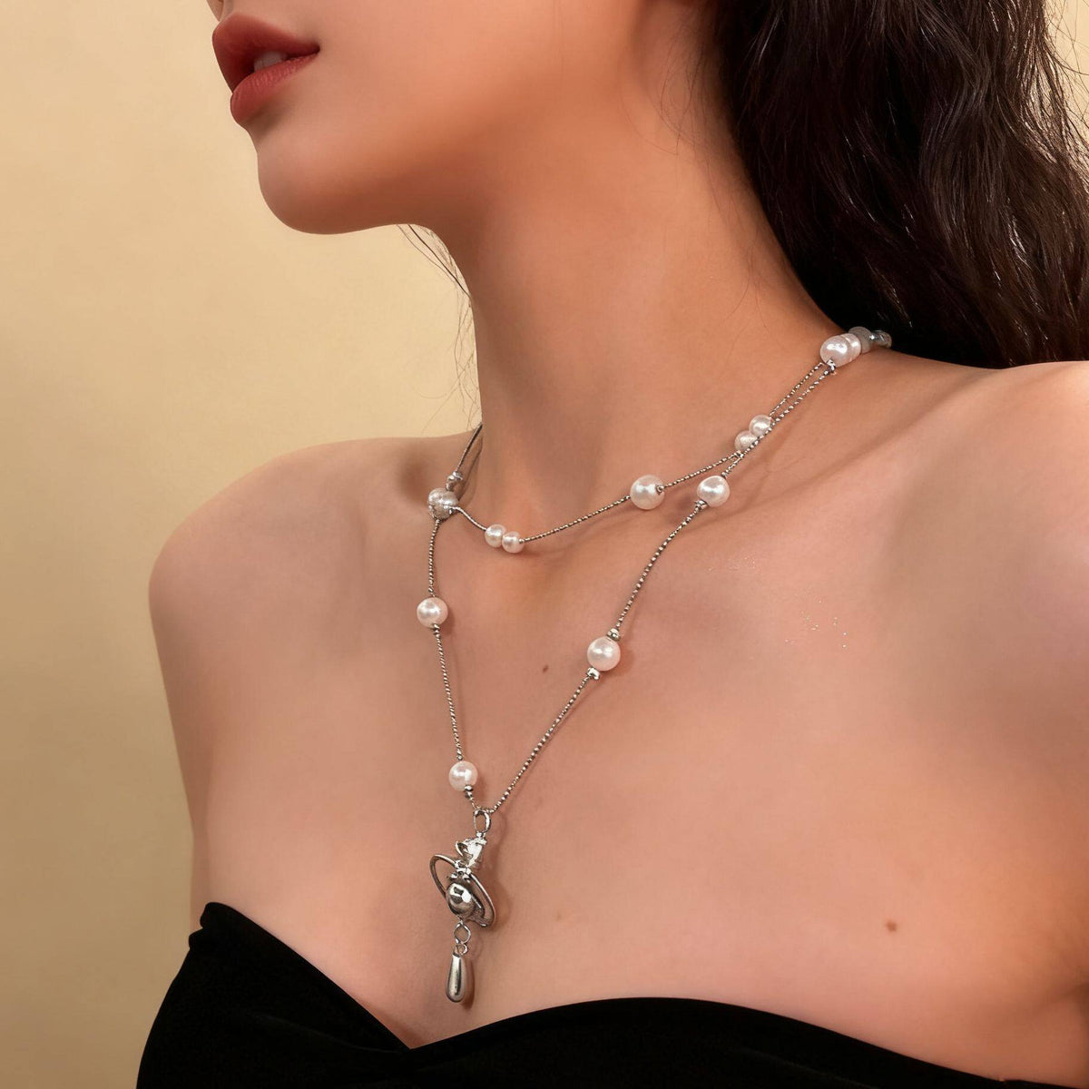 Saturn Pearl French Entry Lux Temperament Clavicle Chain Necklace