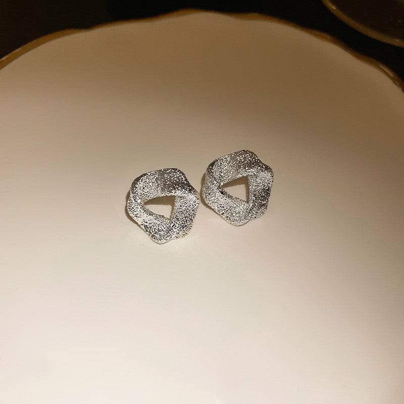 Sier Needle Vintage Golden Geometric Circle Minority Earrings