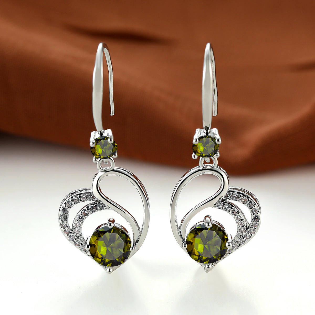 Heart-shaped Mid-length Eardrops Female Korean Exquisite Earrings