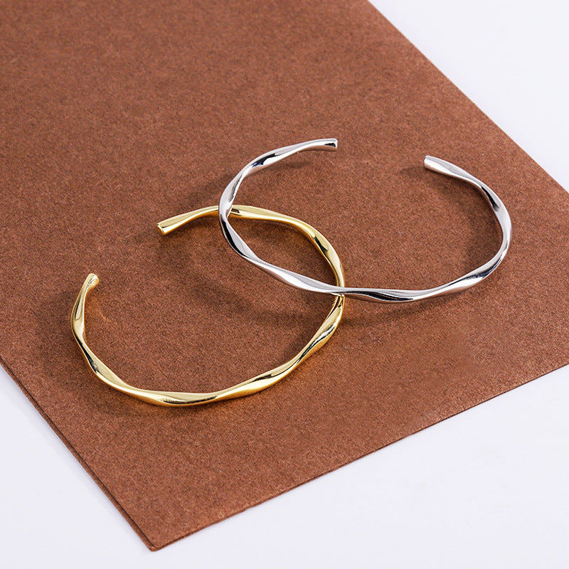 Korean Style Mobius Artistic Design Light Simple Elegant Glossy Bracelets