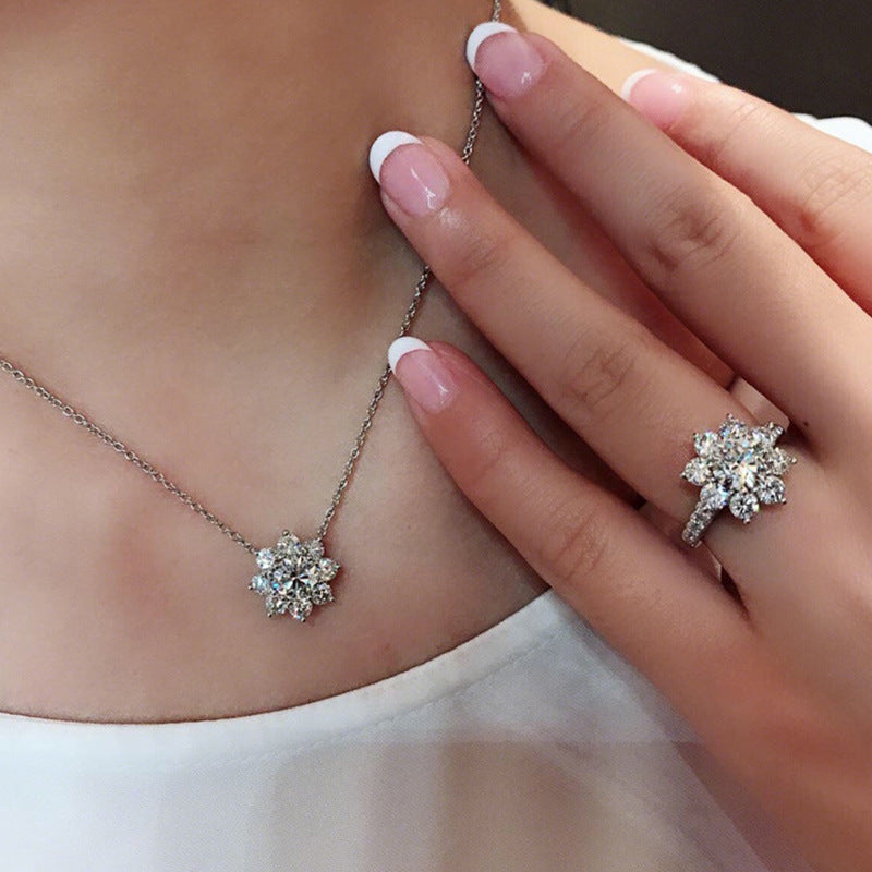 Shi Korean Style Fashion Elegant Snowflake Zircon Versatile Jewelry Set