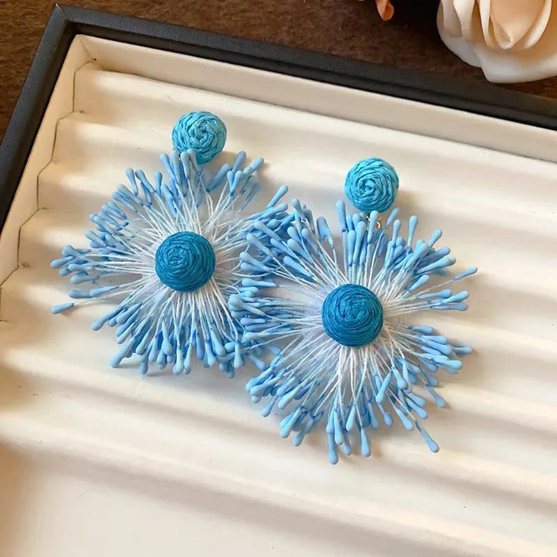 Women's High-grade Sweet Flowers Raffia Fashion Hand-knitted Earrings