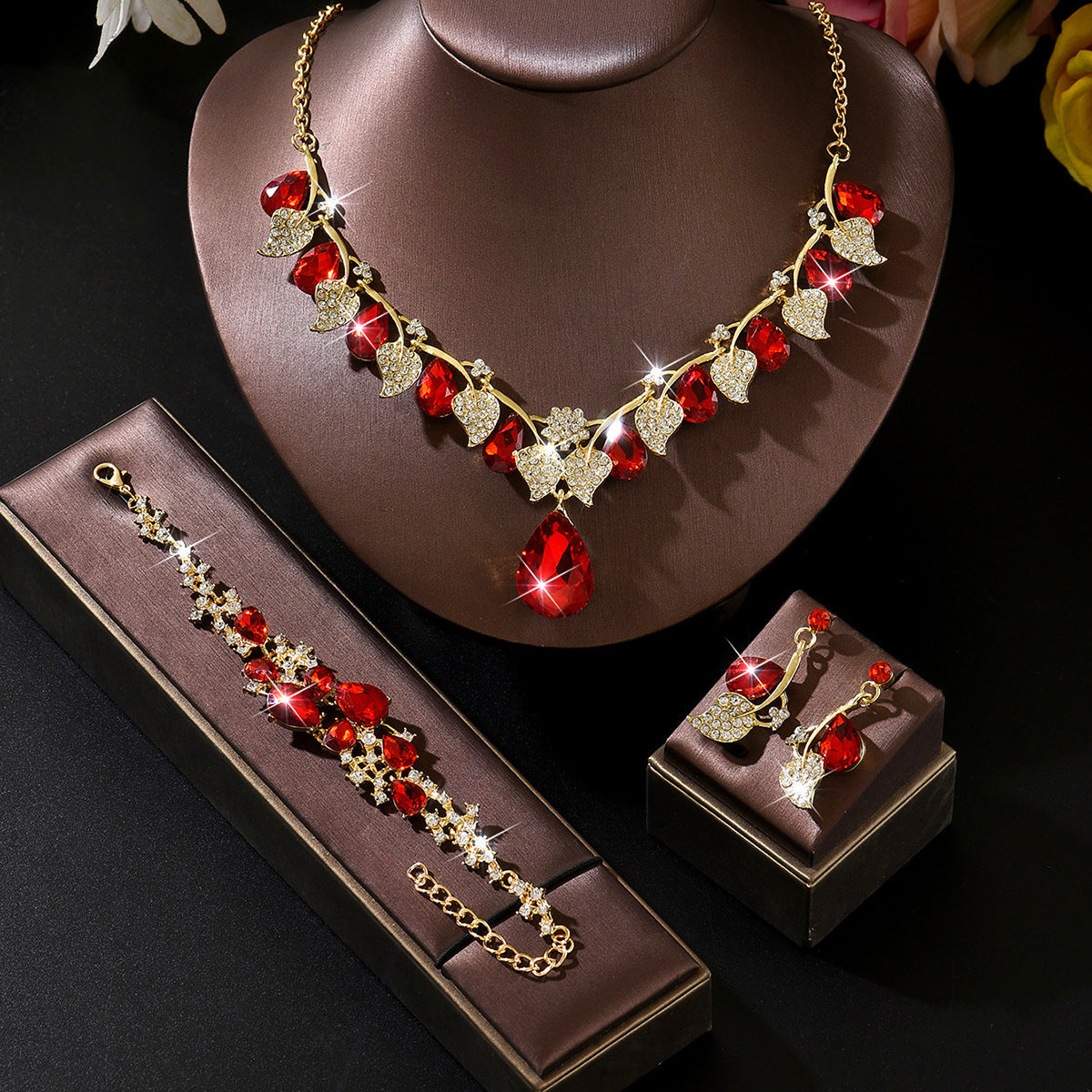 Women's Vintage Water Drop Gem Leaf Clavicle Necklaces