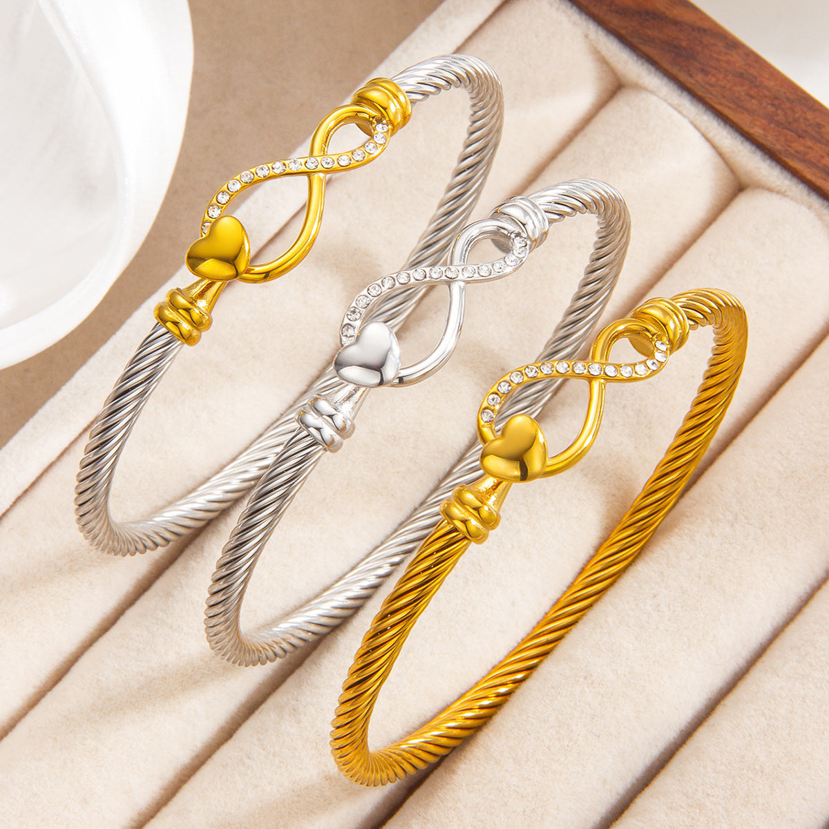 Vintage Simple Rhinestone Titanium Steel Fashion High-grade Bracelets