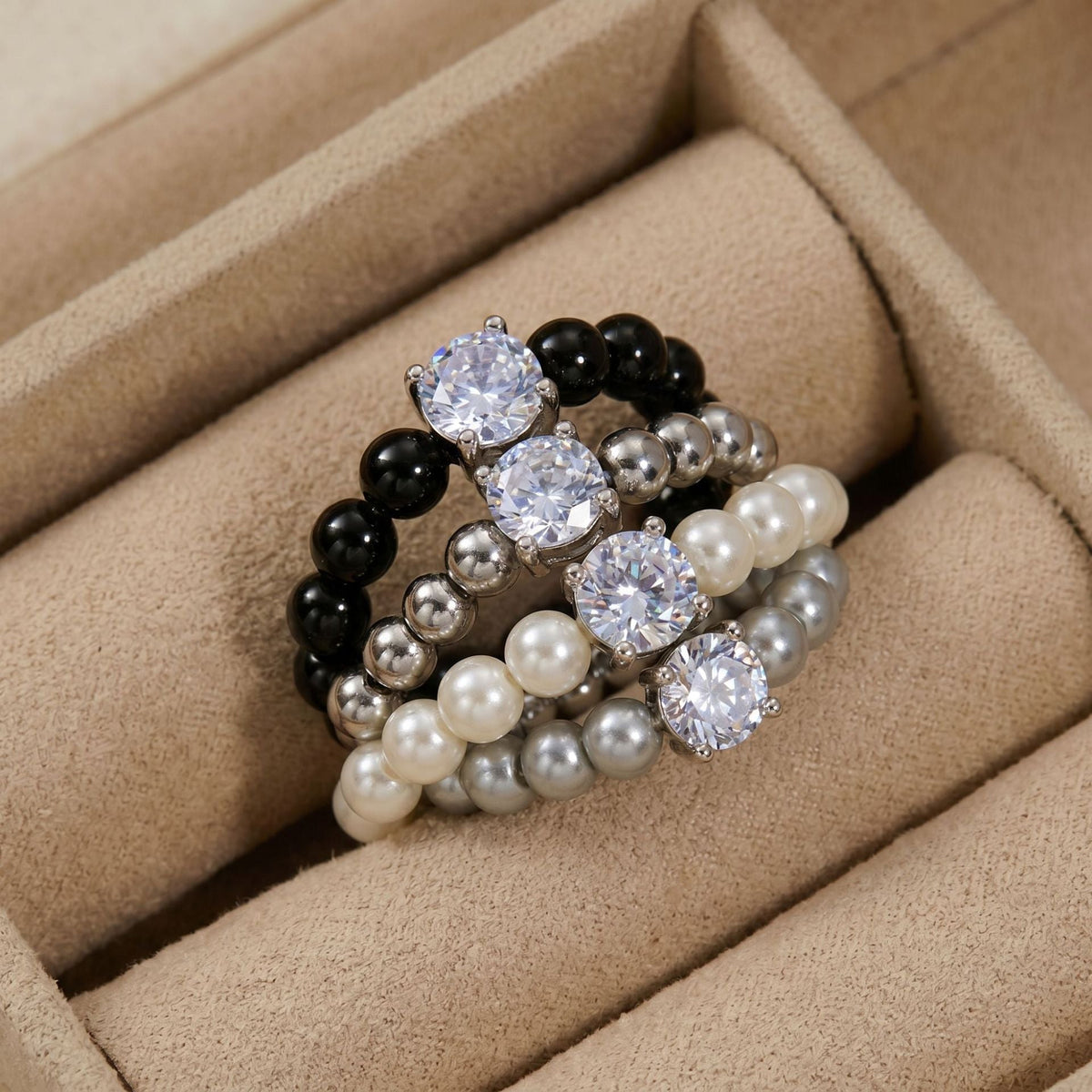 Elegant Retro Pearl Solitaire Three-piece High Sense Ball Jewelry Set