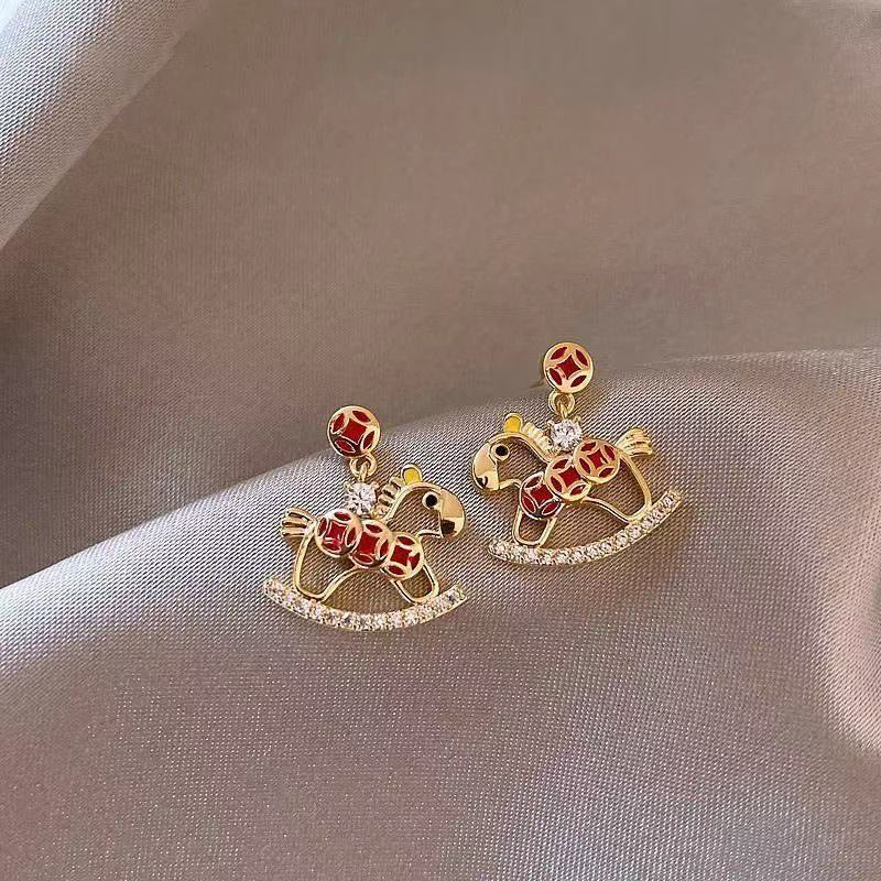 Red Unique Design Fashionable Light Luxury Premium Stud Earrings