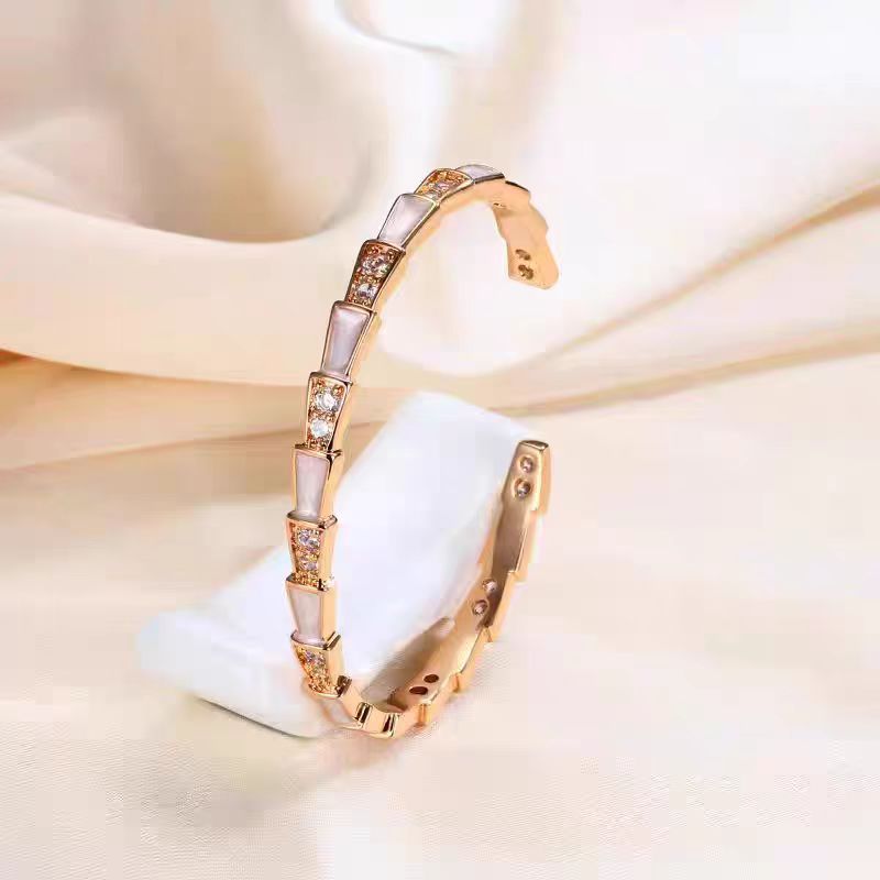 Retro Affordable Luxury Fashion Versatile Niche High Bracelet