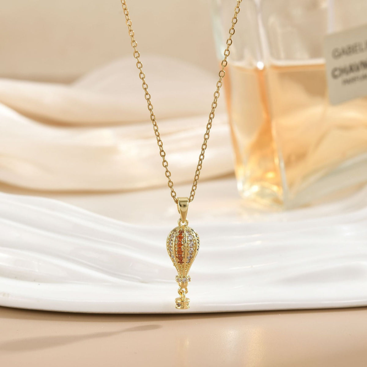 South America Turkey Three-dimensional Hot Air Balloon Female Affordable Luxury Pendants