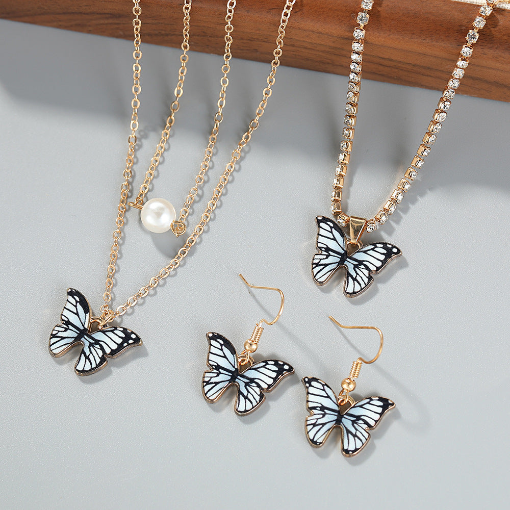 Trendy Pearl Butterfly Fashion Oil Dripping Necklaces