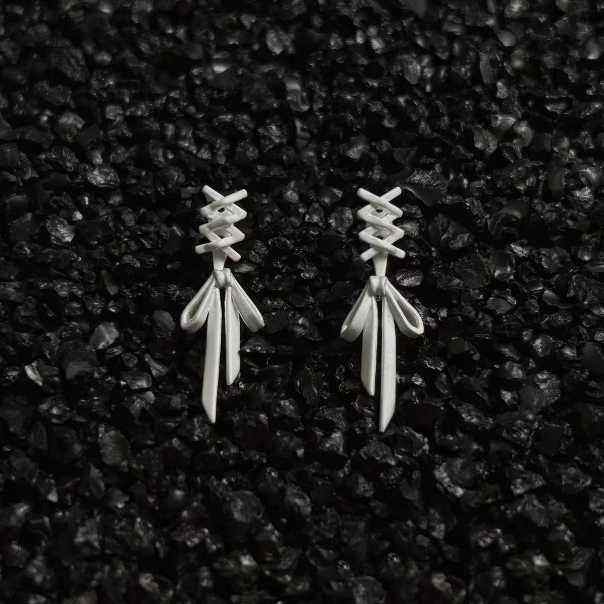 Women's Ribbon For Elegant Simple Temperamental Minority Advanced Design Light Luxury Earrings