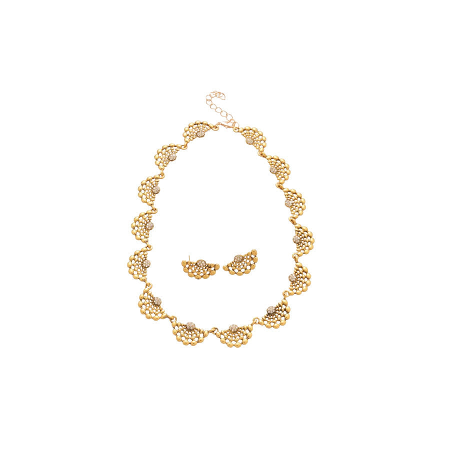 Studded Hollow Round Medieval Personality Fashion Suit Light Luxury Necklaces