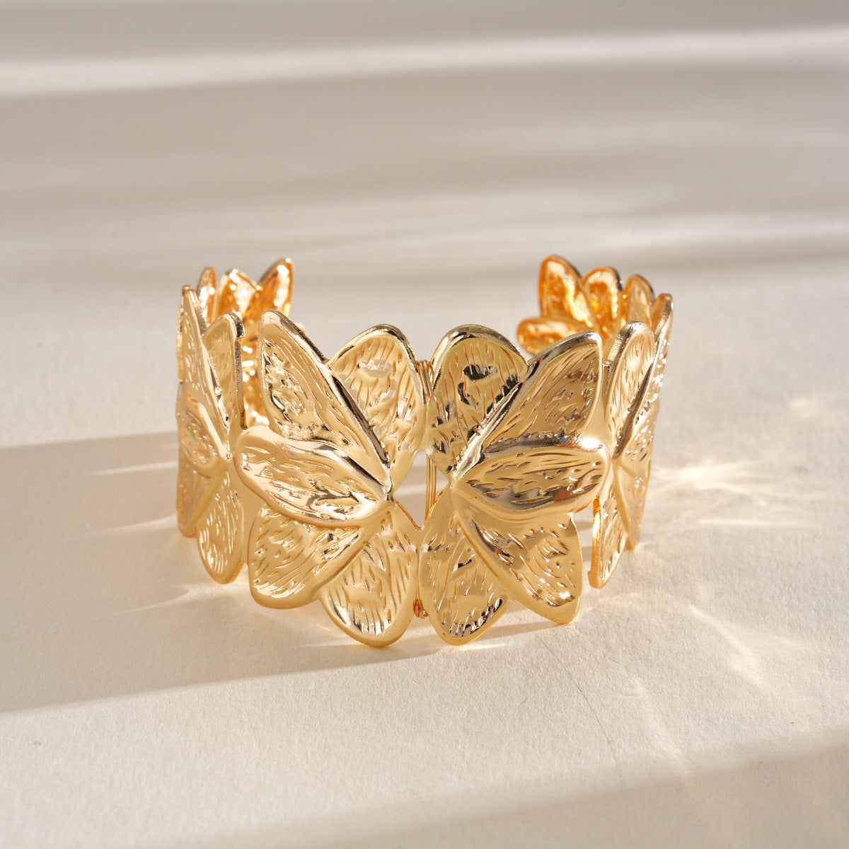 Flowers Open-ended Design Personalized Light Luxury Bracelet