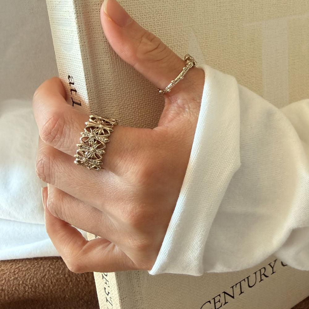 Special Interest Light Luxury Hollow Zircon Index Finger Female French Rings