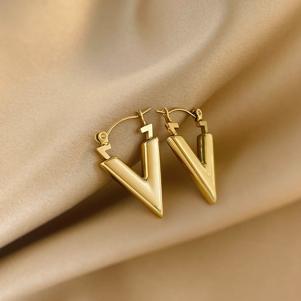 Personality Triangle Simple Graceful Metal Quality Fashion Trendy Niche Word Rings