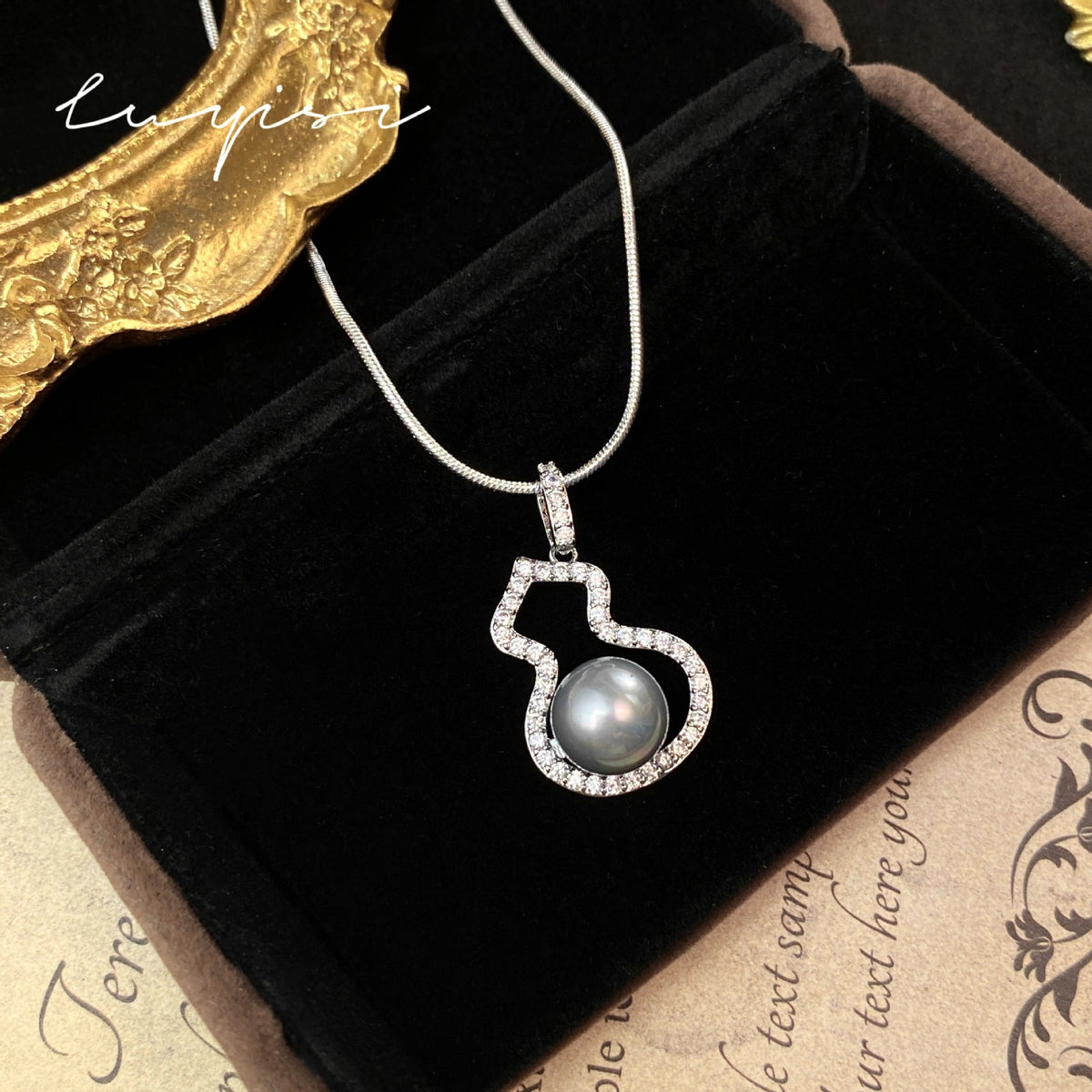 Luxury Minority Senior Perfect Circle Fu Lu Retro Necklaces