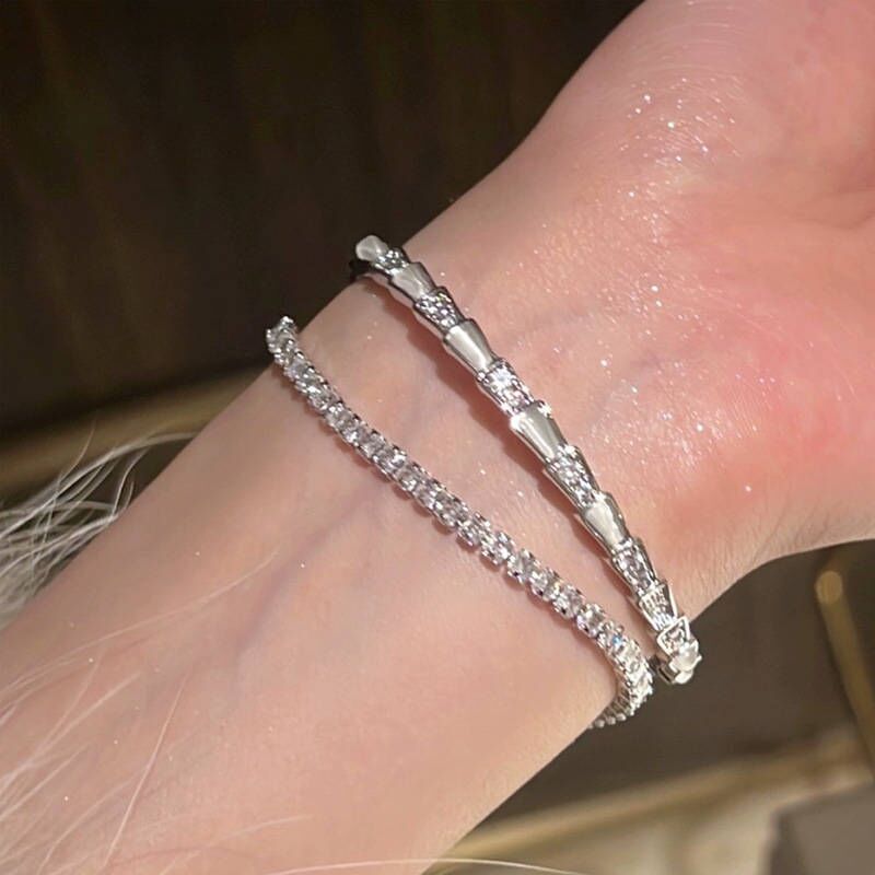 Fritillary Snake-shaped Snake Bone Rhinestone Texture Zircon Light Luxury Bracelet
