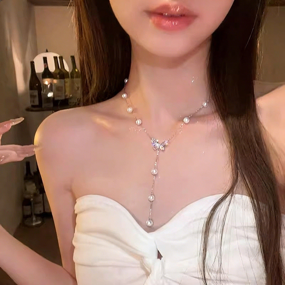 Sparkling Zirconium Butterfly Pearl Light Luxury Minority Necklace