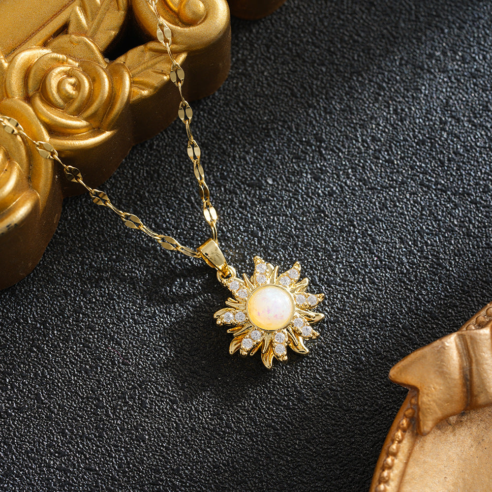 Women's Rotating Exquisite Sunflower Light Luxury Minority Necklaces