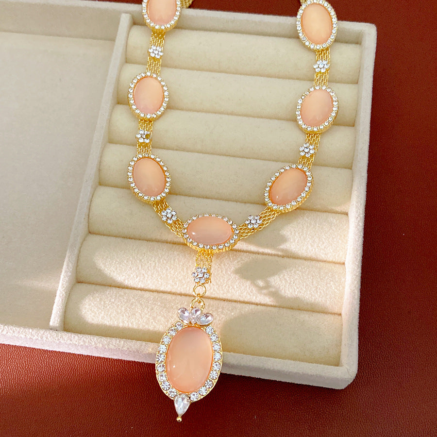 Diamond Resin Oval Light Luxury Minority Clavicle Chain Refined Necklaces