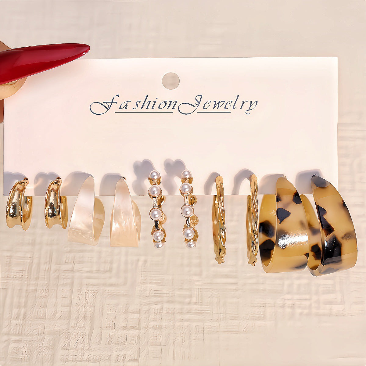 Inlaid Pearl Fashion Design Alloy Resin Plate Female Gold-plated Personality Stud Earrings