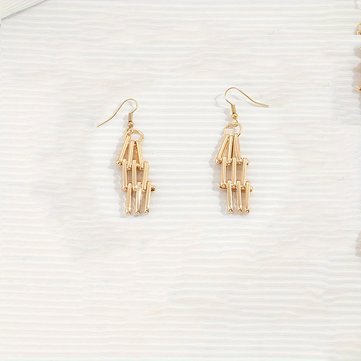 Wind Metal Chain Glossy Collar Can Earrings