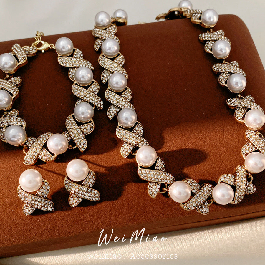 Diamond Round Pearl Light Luxury Minority Clavicle Chain Jewelry Set