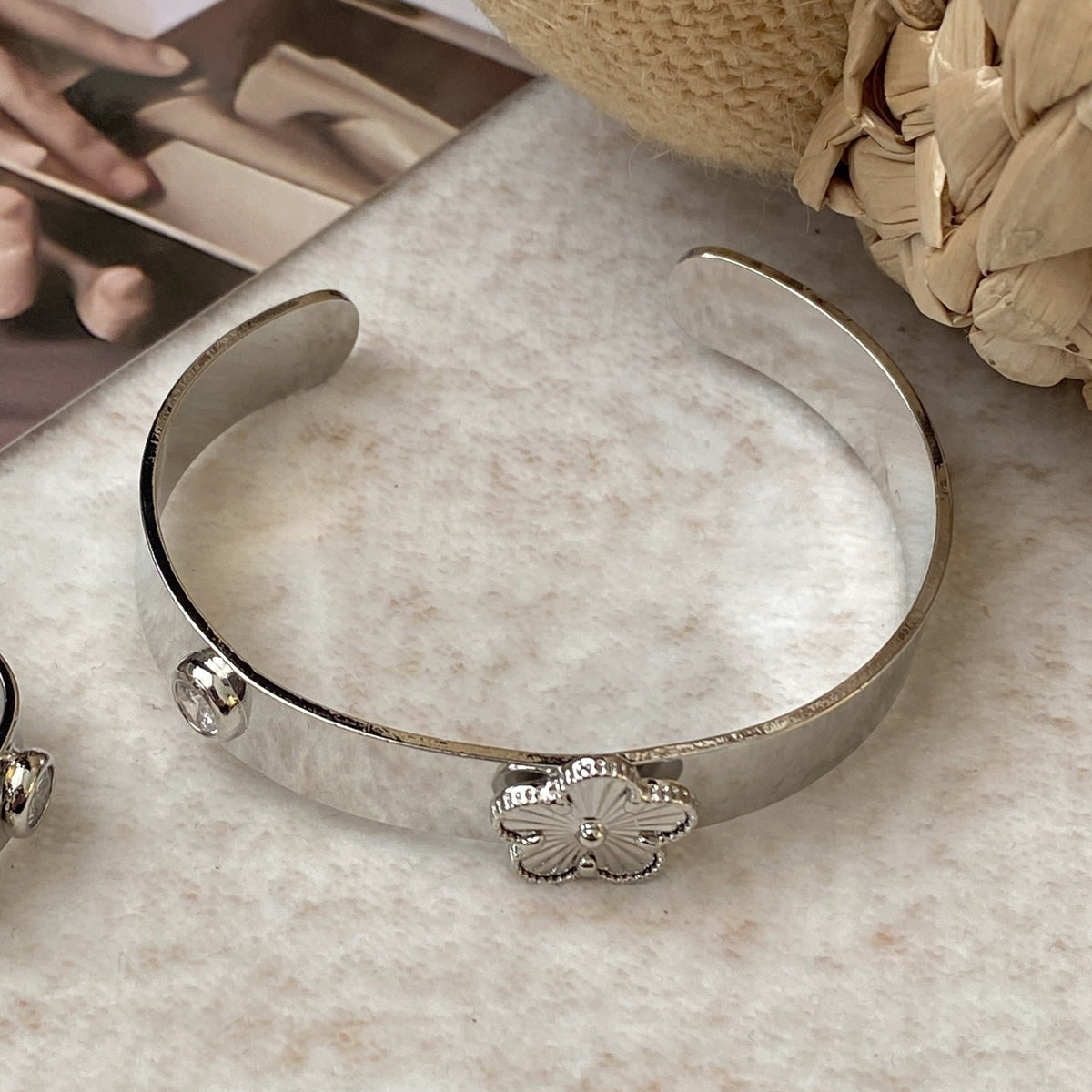Women's Texture Collection Stylish Unique Temperament Twin Wear Rings