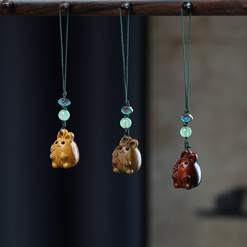 Green Sandalwood Carving Cute Animal Creative Bag Car Key Mobile Pendant
