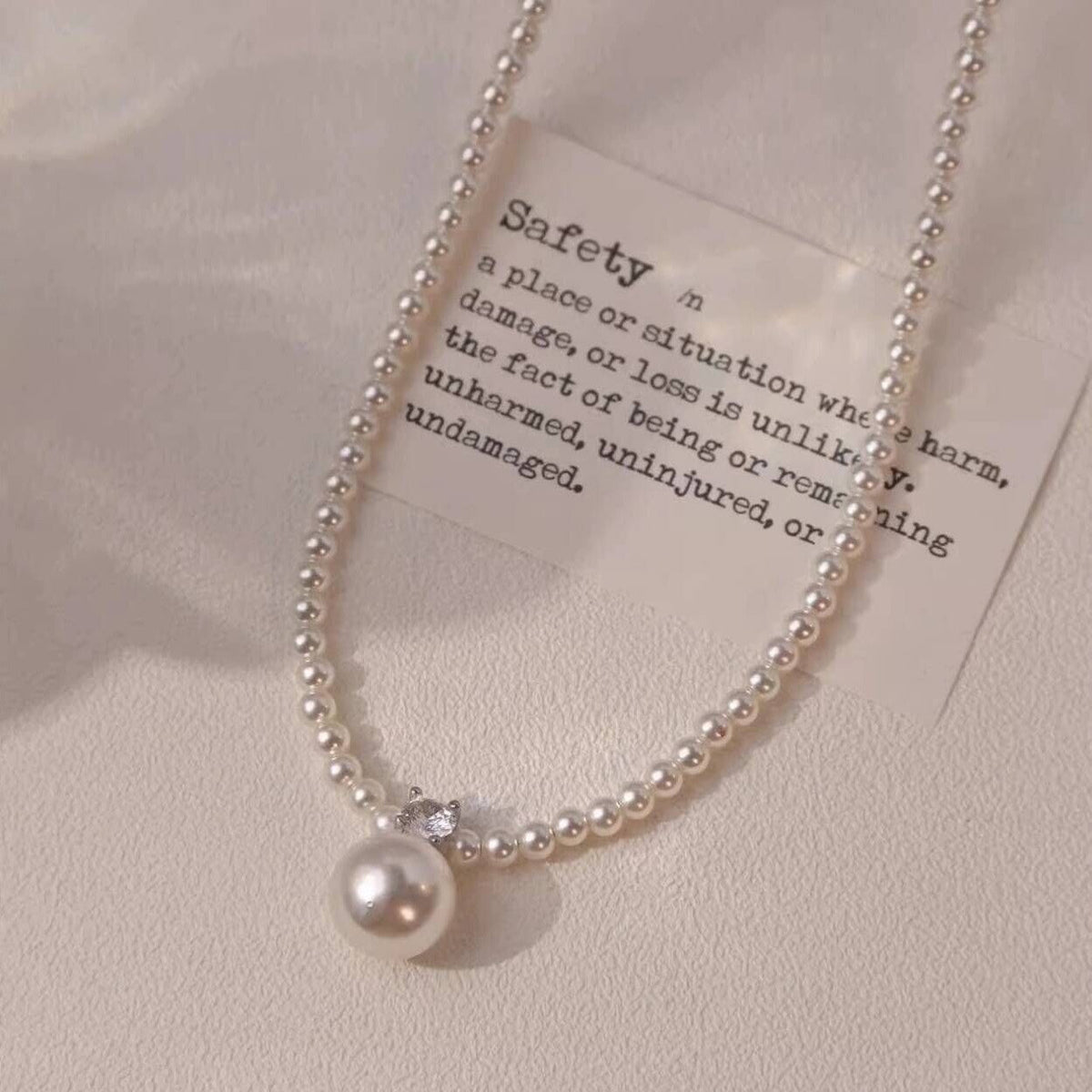 Women's High-grade Diana Pearl Niche Design Sweater Necklaces