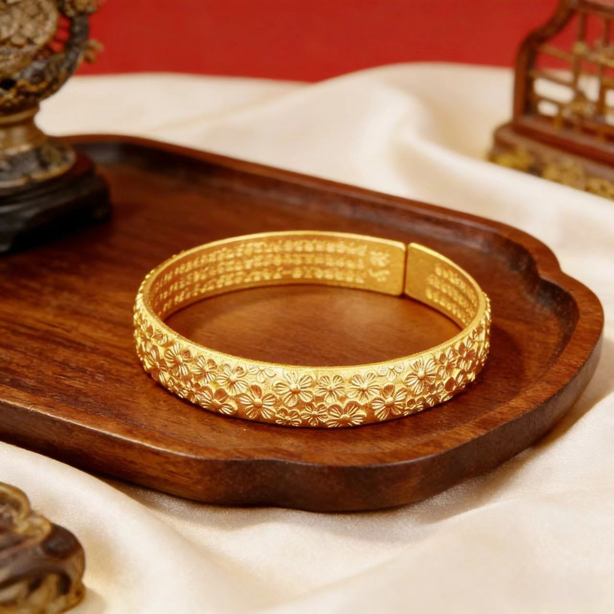 Gold Shop Flowers Heart Sutra Chinese Style Open Bracelet