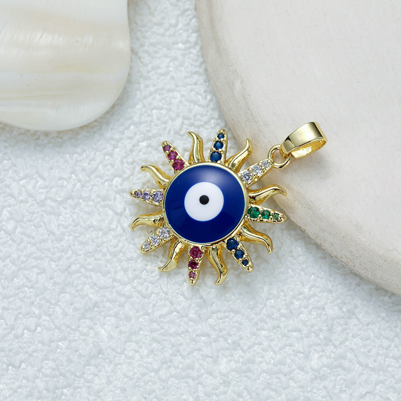 Women's Gold Eye Style Single Inlaid Color Zircon Trendy Dripping Palm Pendants
