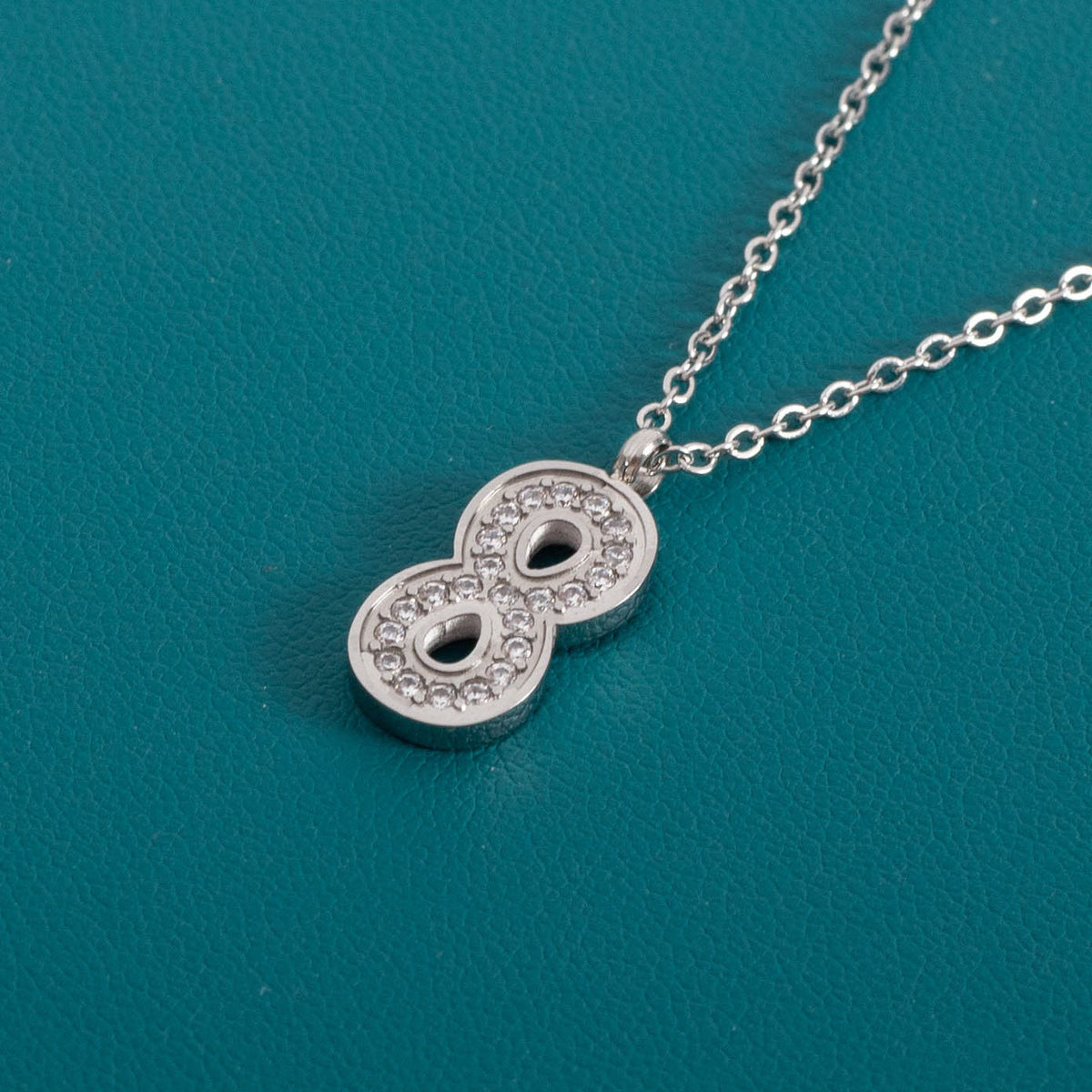 Stainless Steel Titanium Inlaid Zircon Fashion Necklaces
