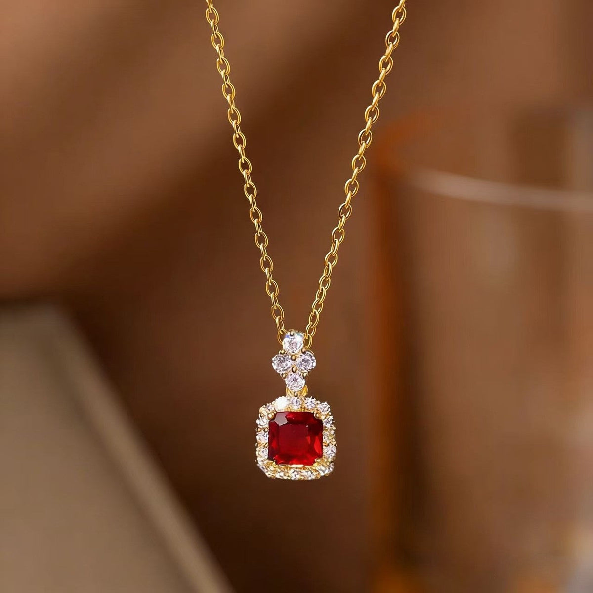 Steel Female Micro Inlaid Pink Diamond Necklace